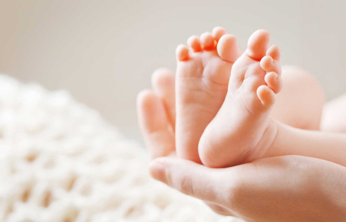 Omega-3 en el embarazo: disminución del riesgo de parto prematuro y bajo peso del bebe al nacer.